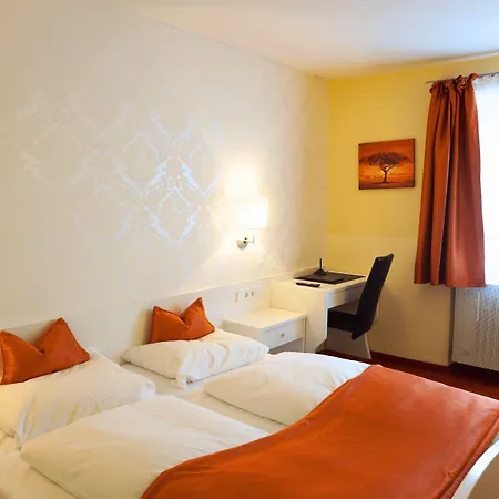 Herdegen - Self Check-in 3*