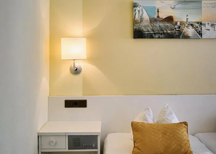 Herdegen - Self Check-in 3*